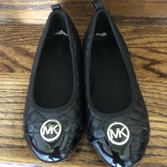 Michael Kors Other - Michael Kors Girls Black flats size 3